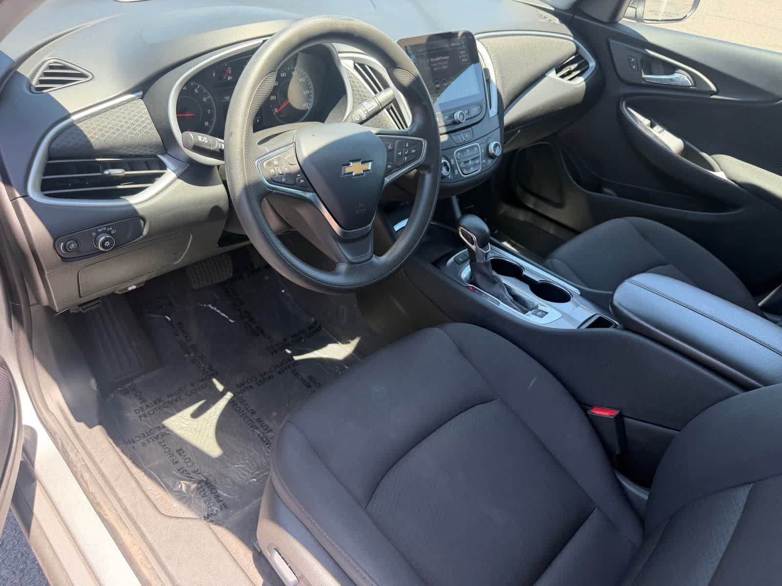 Used 2024 Chevrolet Malibu LT FWD image 13