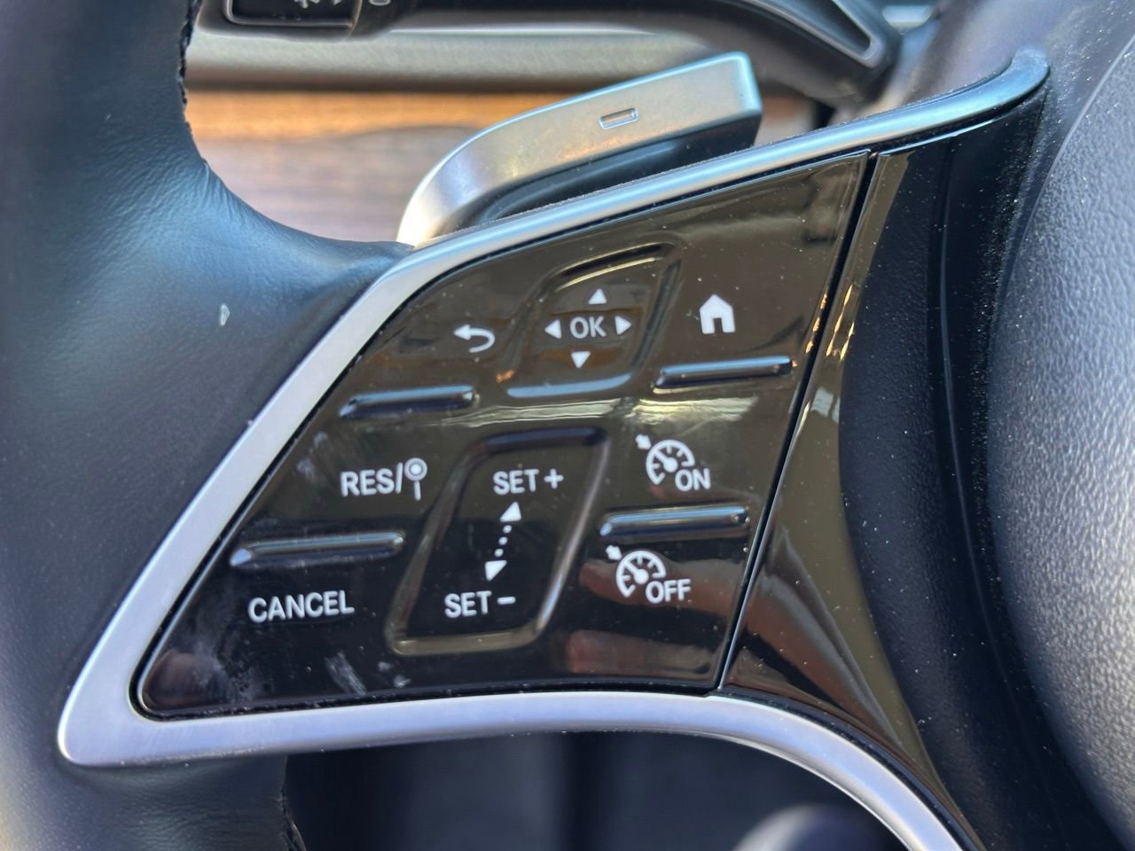 Used 2024 Mercedes-Benz GLE 350 4MATIC image 29