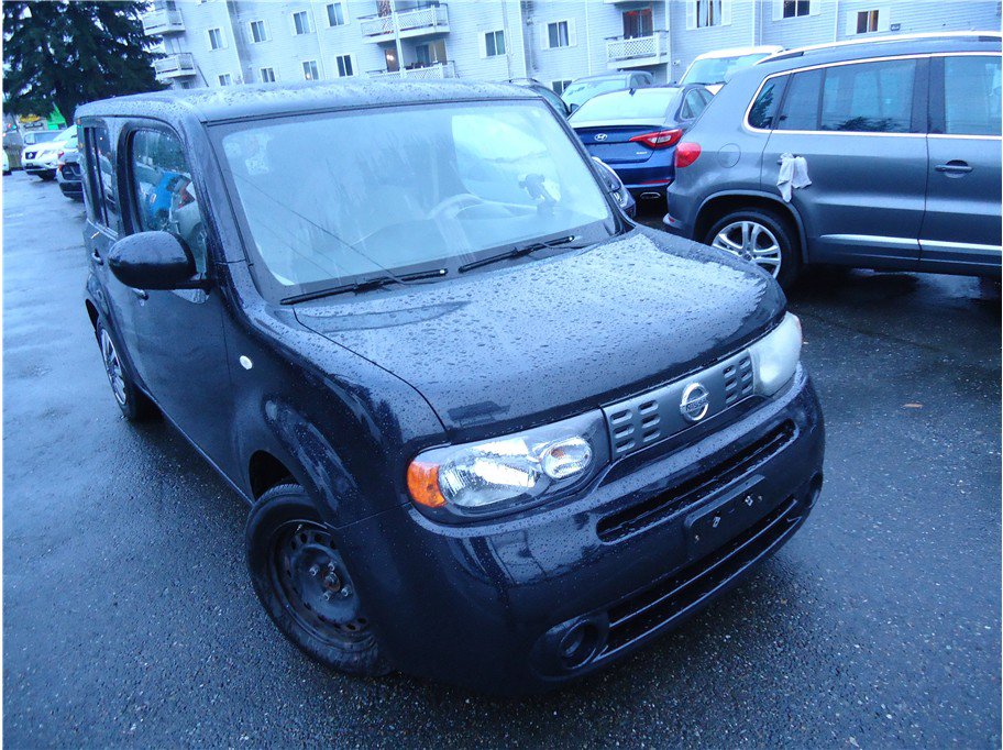 Used 2014 Nissan Cube 1.8 S w/ Interior Designer Package FWD image 4