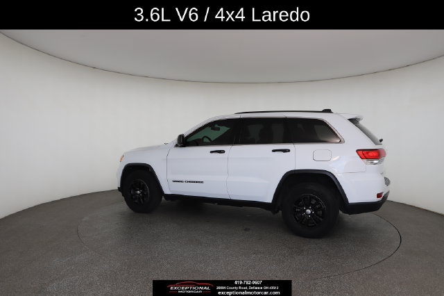 Used 2020 Jeep Grand Cherokee Laredo AWD/4WD image 8