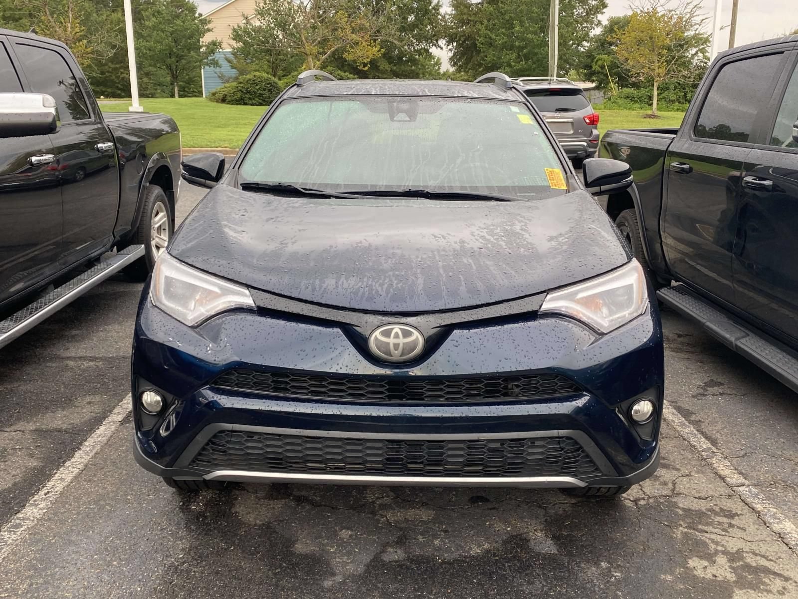 Used 2017 Toyota RAV4 SE FWD image 2