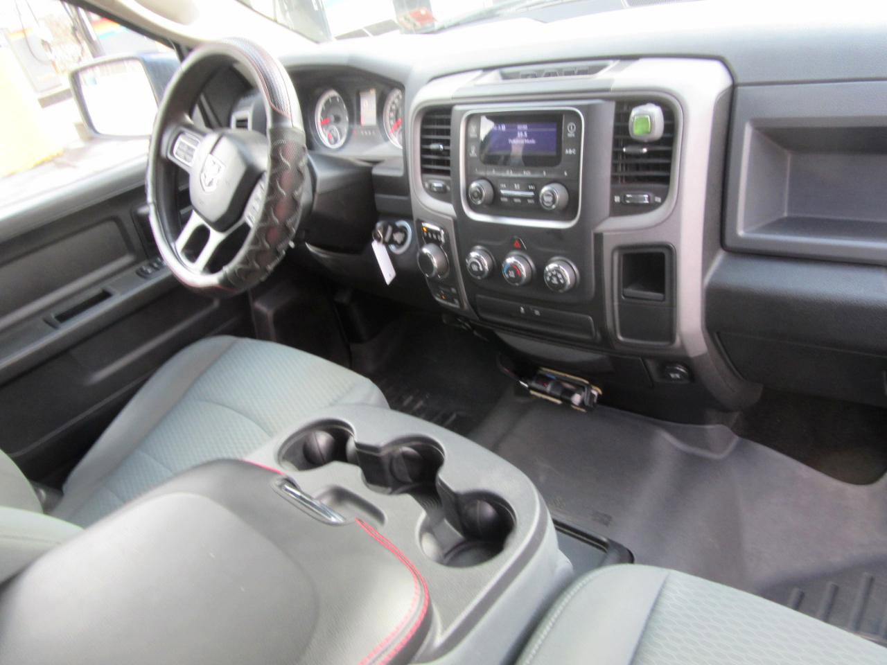 Used 2014 RAM 1500 Express image 13