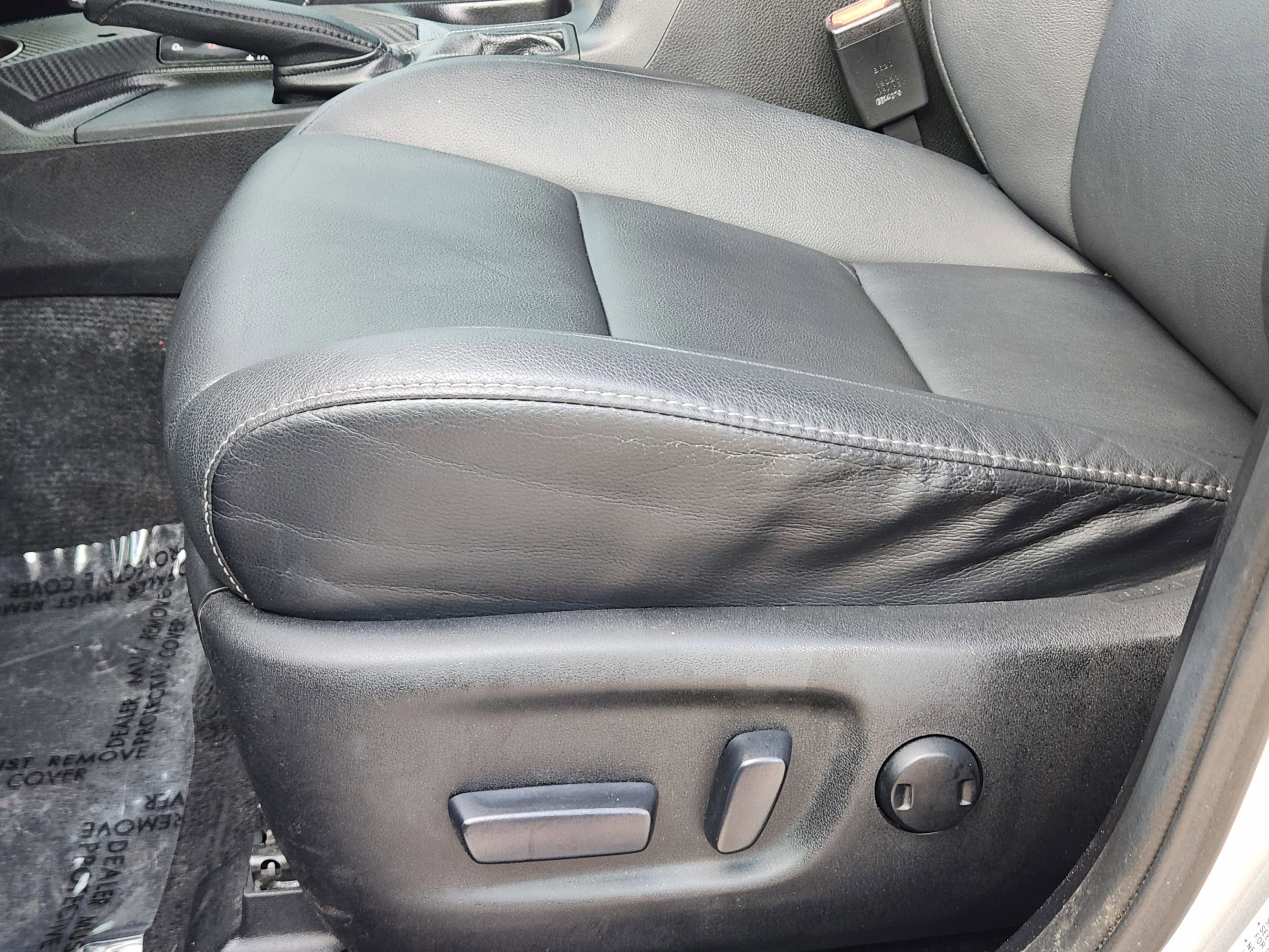 Used 2014 Toyota RAV4 Limited w/ Technology Package FWD image 23