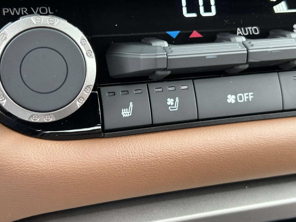 New 2026 Toyota Tundra 1794 Edition AWD/4WD image 26