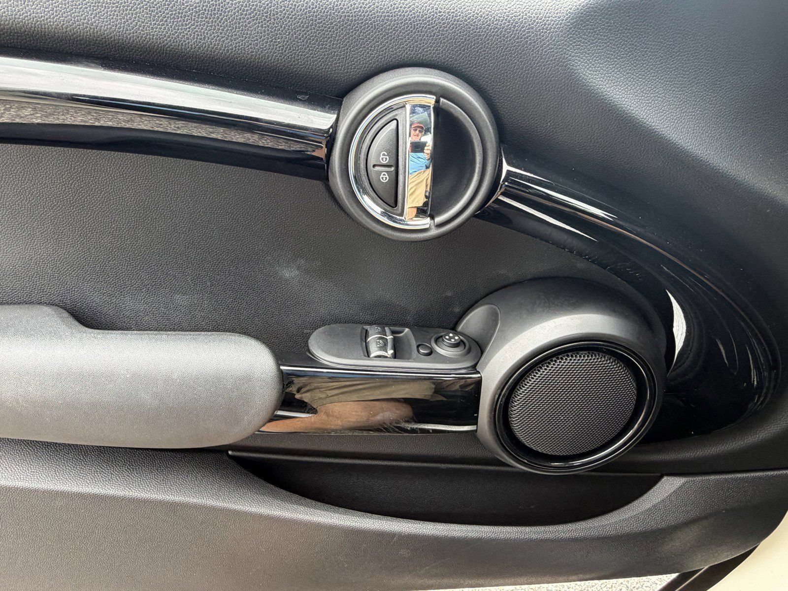 Used 2017 MINI Cooper S FWD image 16