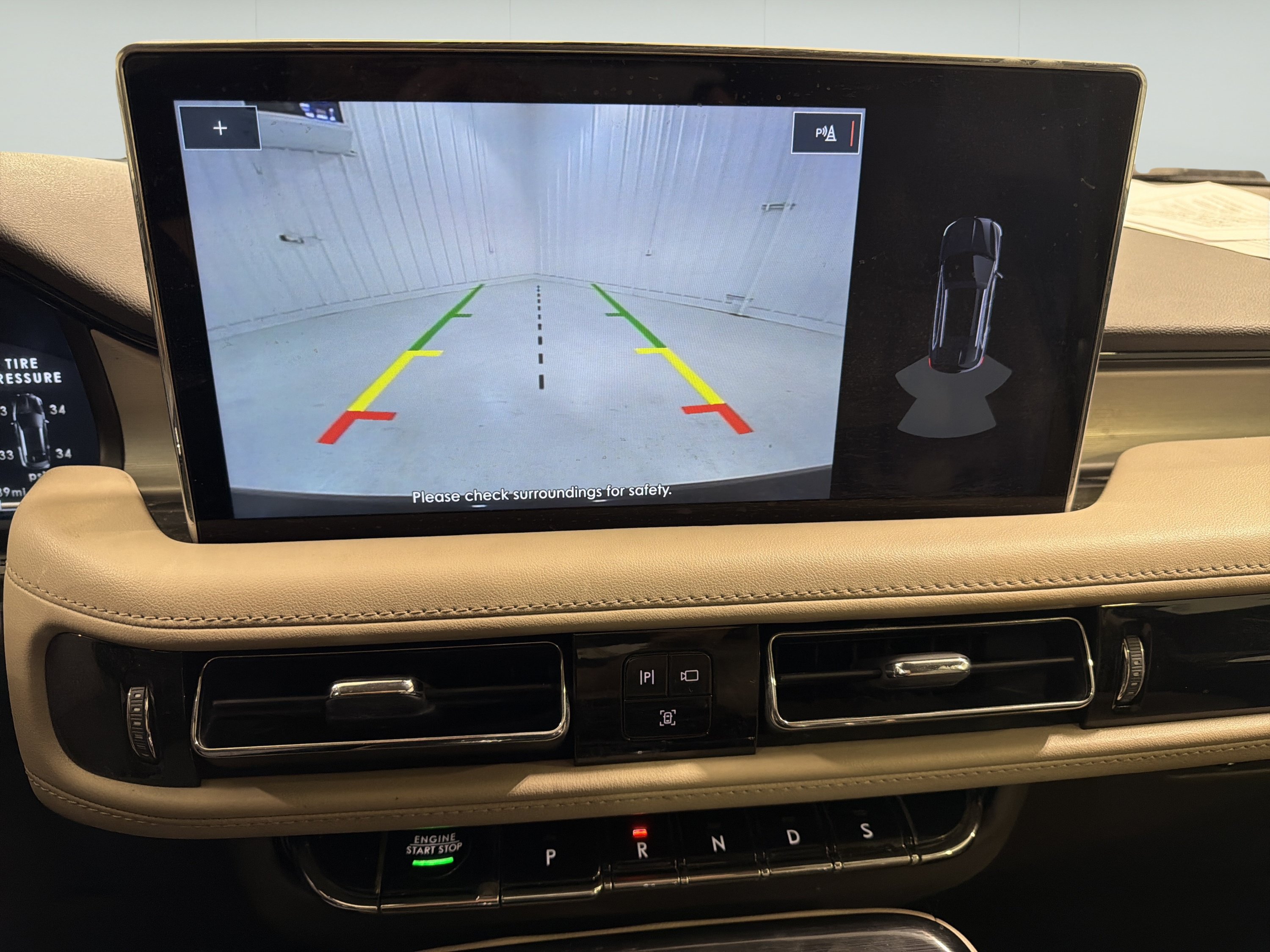 Used 2022 Lincoln Nautilus FWD image 17