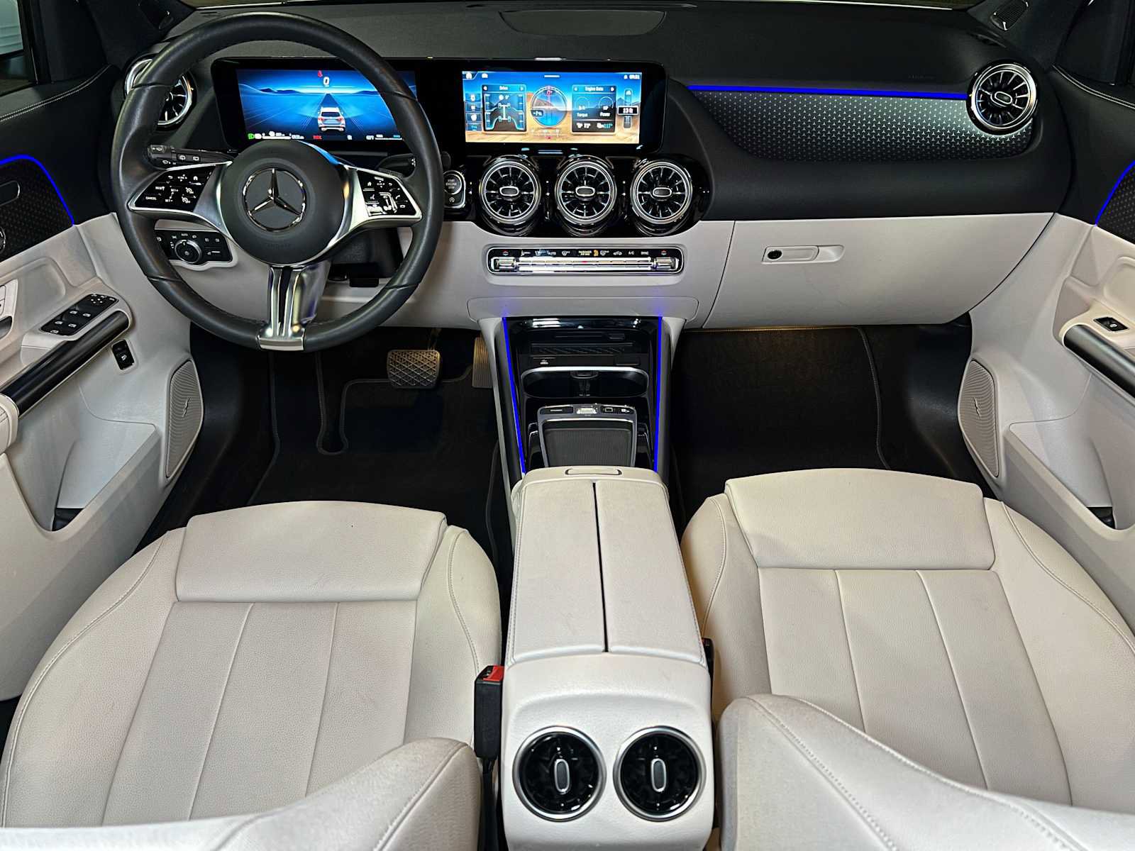 Certified 2025 Mercedes-Benz GLA 250 4MATIC image 43