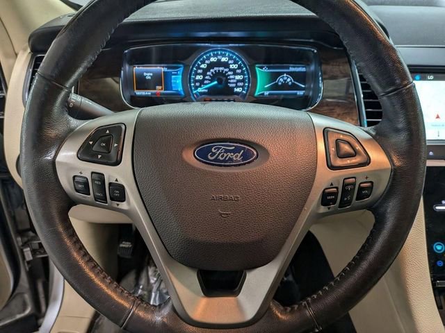 Used 2018 Ford Taurus Limited FWD image 18
