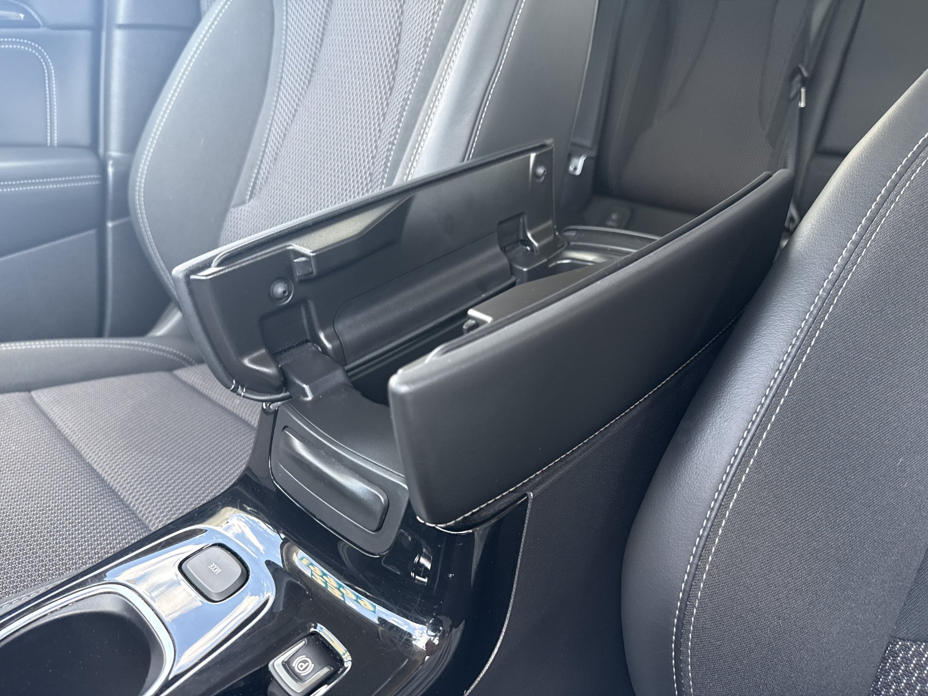 Used 2023 Buick Envision Preferred AWD/4WD image 19