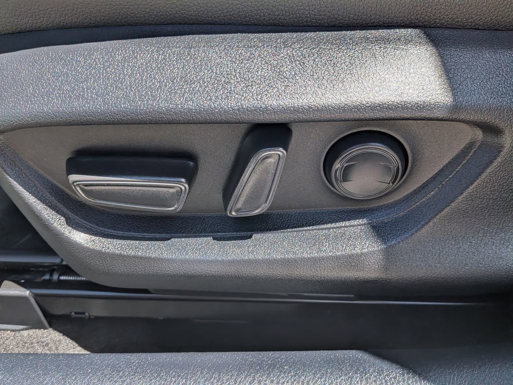 Used 2025 Toyota Camry XSE w/ Premium Plus Package FWD image 16