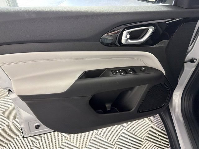 New 2026 Jeep Compass Limited AWD/4WD image 16