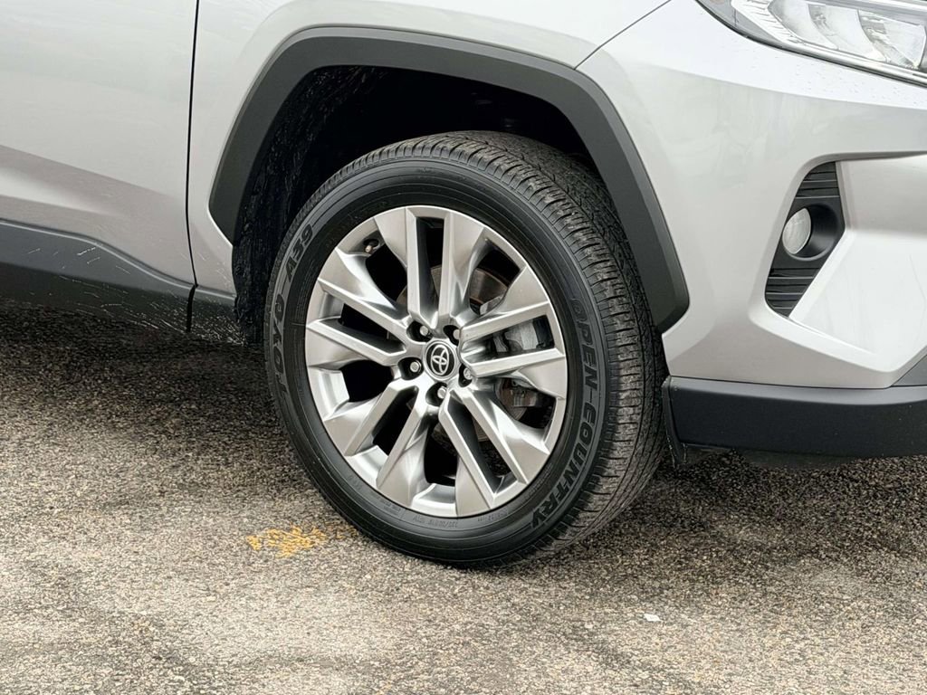 Certified 2021 Toyota RAV4 Limited image 26