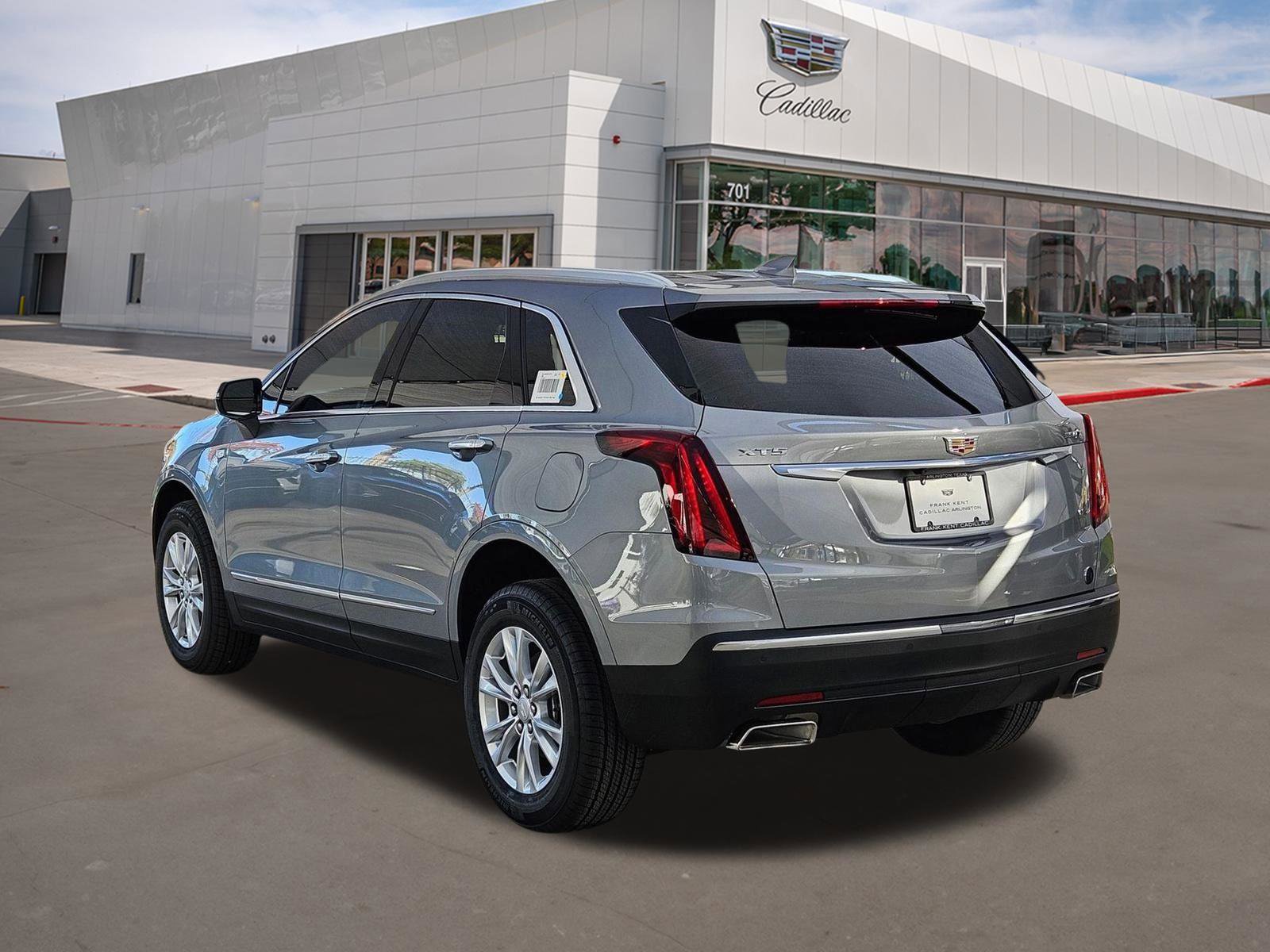New 2026 Cadillac XT5 Luxury w/ LPO, Floor Liner Package FWD image 4