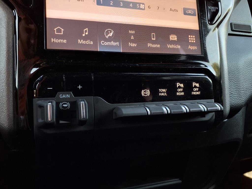 Used 2025 RAM 2500 Big Horn image 8