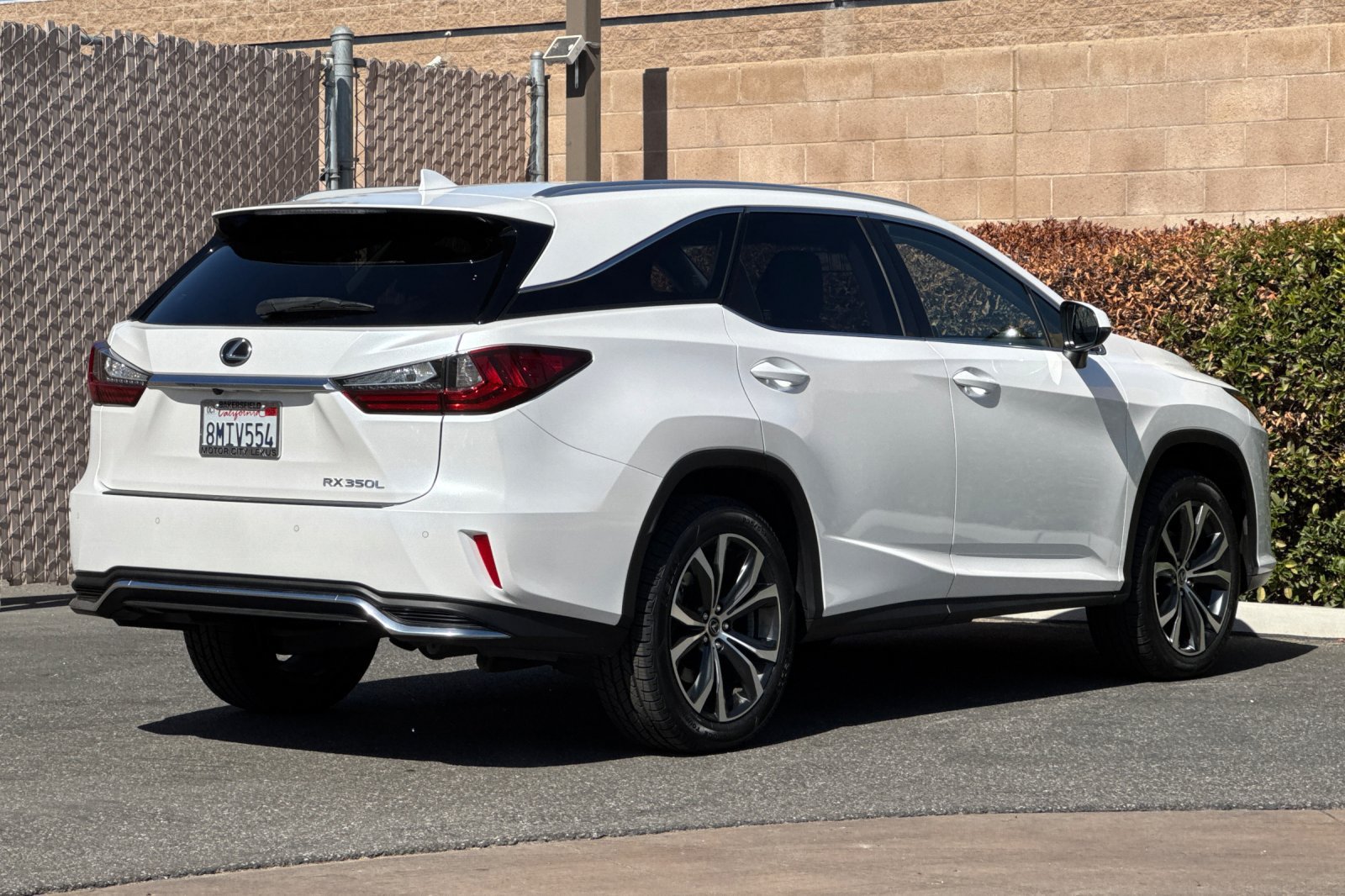 Used 2019 Lexus RX 350L FWD image 4