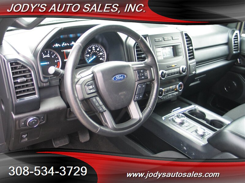 Used 2020 Ford Expedition XL AWD/4WD image 2
