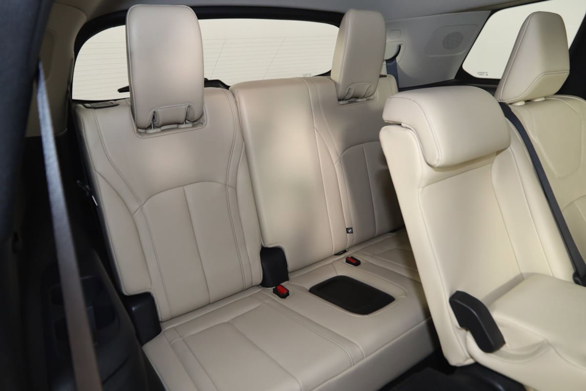 Used 2023 INFINITI QX60 Luxe w/ Cargo Package AWD/4WD image 15