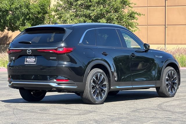 New 2026 MAZDA CX-90 Plug-In Hybrid w/ Premium Plus AWD/4WD image 4