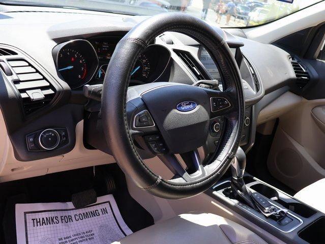 Used 2019 Ford Escape SEL AWD/4WD image 22