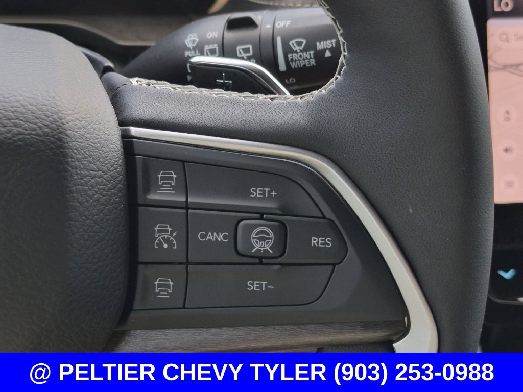 Used 2026 Jeep Grand Cherokee L Limited AWD/4WD image 22