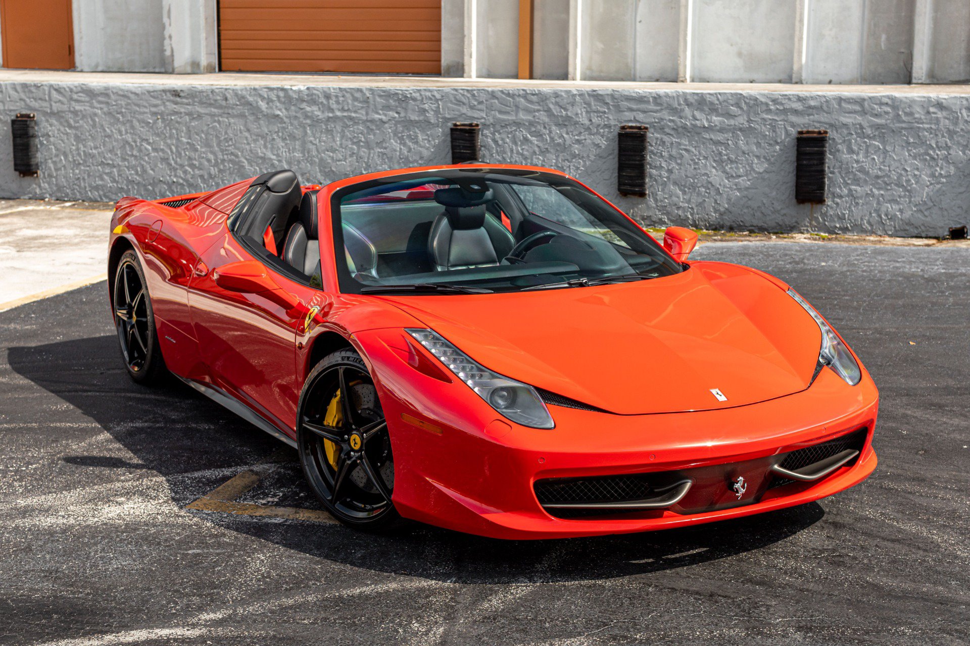 Used 2013 Ferrari 458 Spider RWD image 16