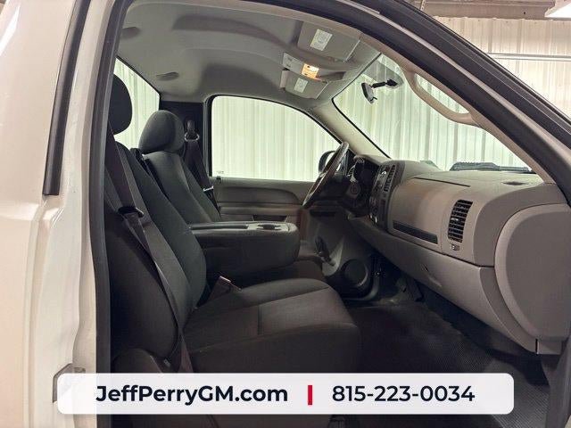 Used 2013 Chevrolet Silverado 1500 W/T RWD image 15