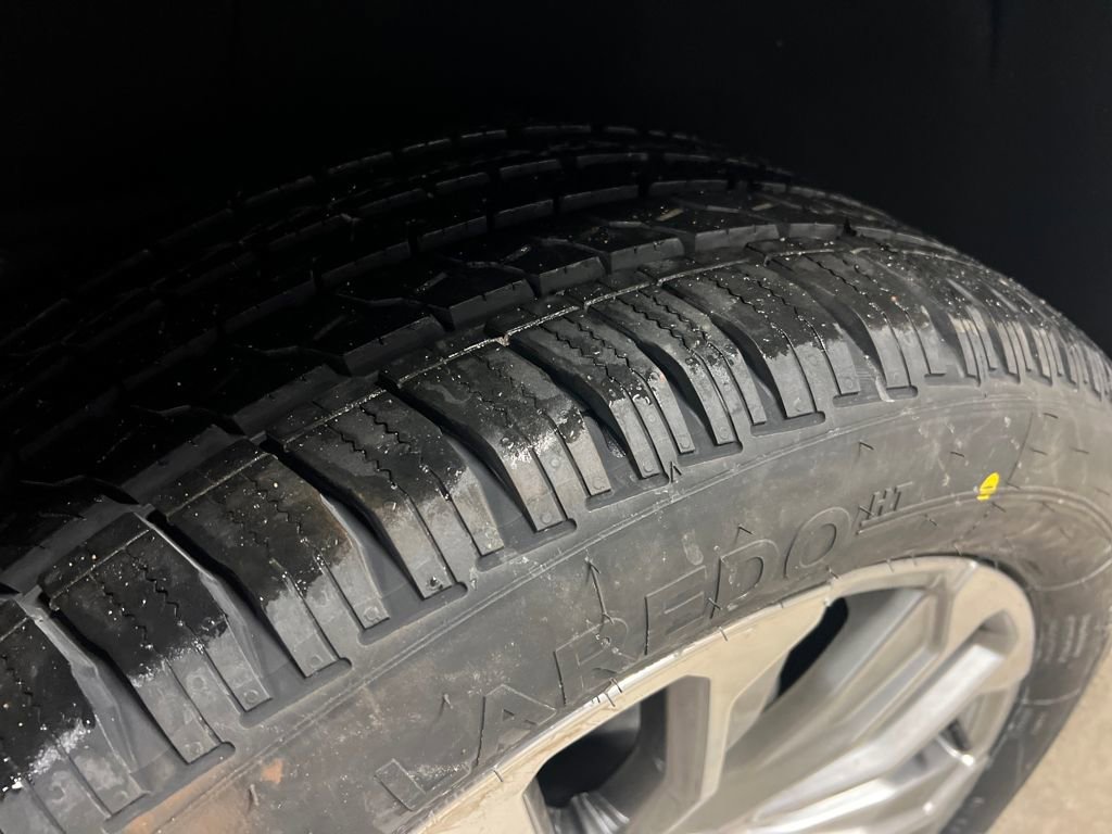 Certified 2023 GMC Yukon XL Denali w/ Advanced Technology Package image 11