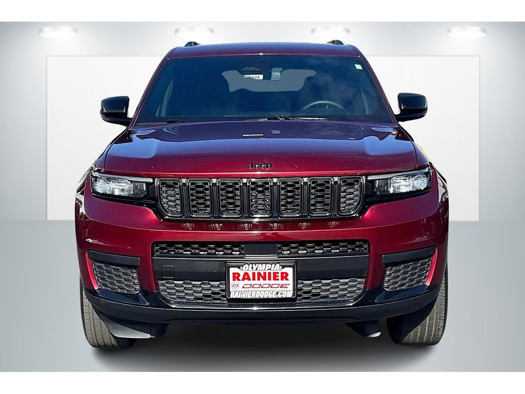 Used 2024 Jeep Grand Cherokee L Laredo image 3