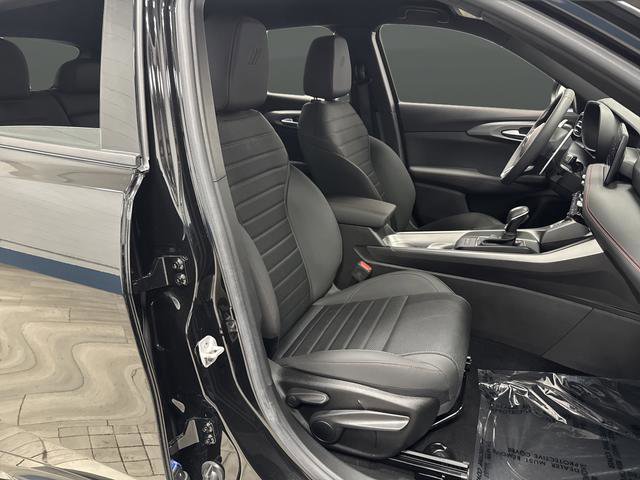 Used 2024 Dodge Hornet R/T image 28