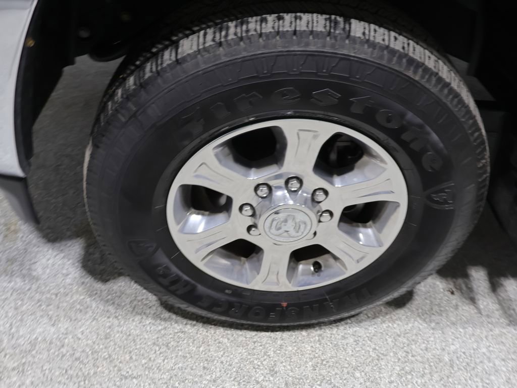 Used 2024 RAM 2500 Big Horn w/ Heated Seats & Wheel Group image 10