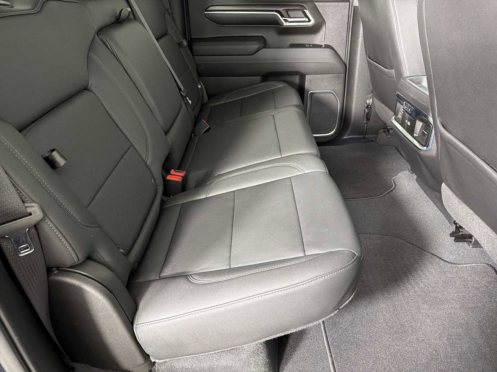 Certified 2024 GMC Sierra 1500 SLT w/ SLT Premium Plus Package image 13