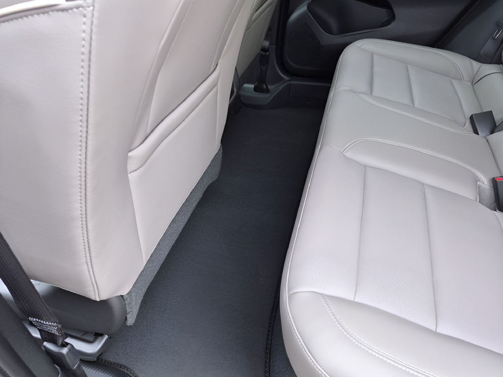 New 2026 Buick Envista Sport Touring FWD image 35