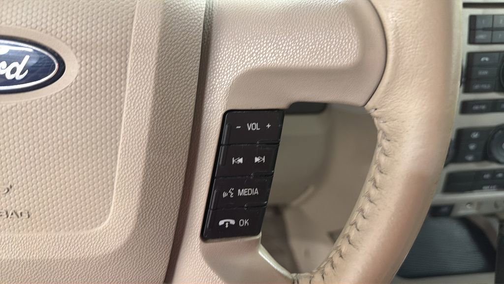 Used 2011 Ford Escape XLT image 19