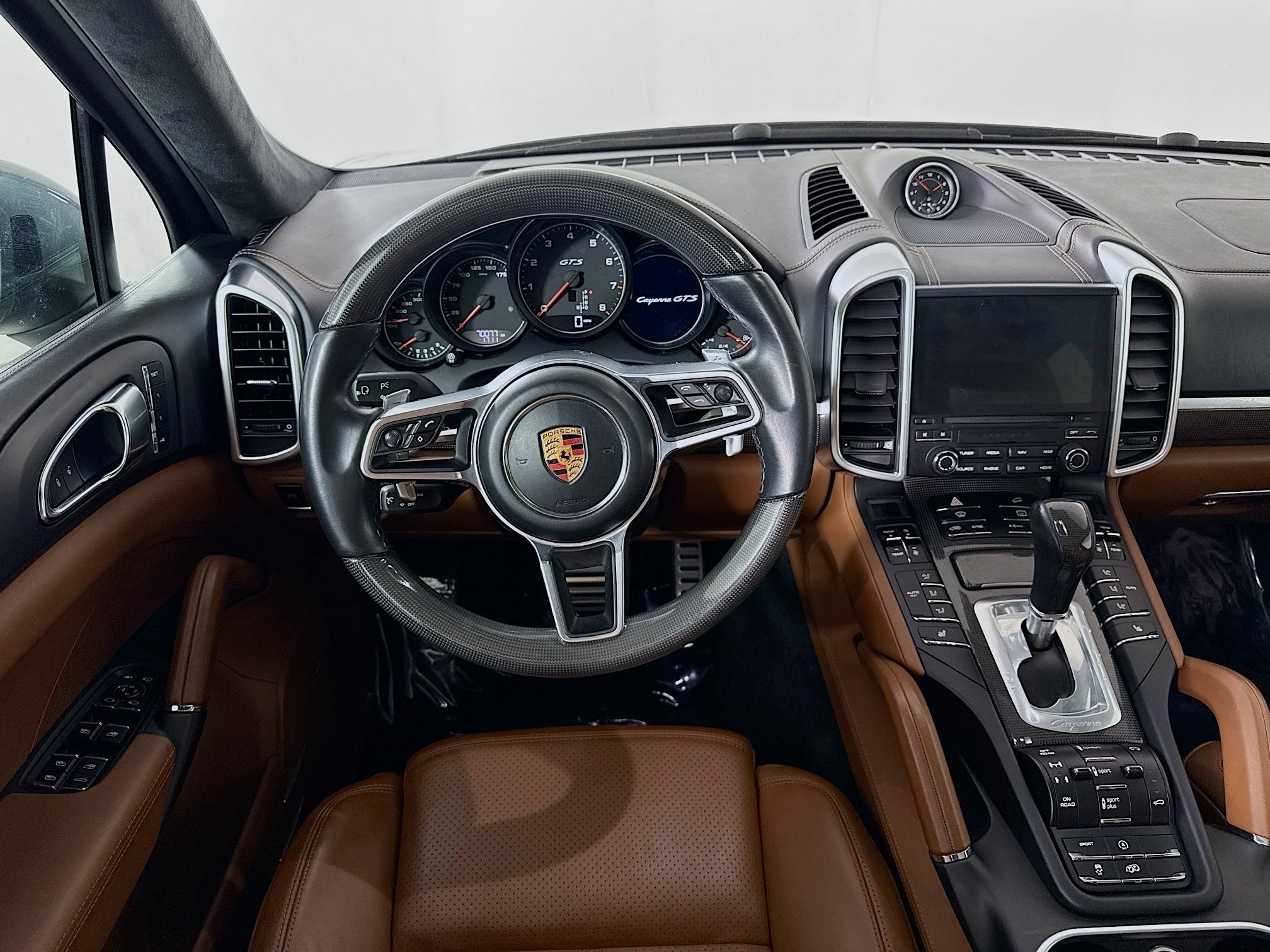 Certified 2018 Porsche Cayenne GTS AWD/4WD image 24
