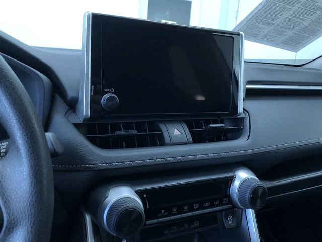 Certified 2025 Toyota RAV4 LE image 27