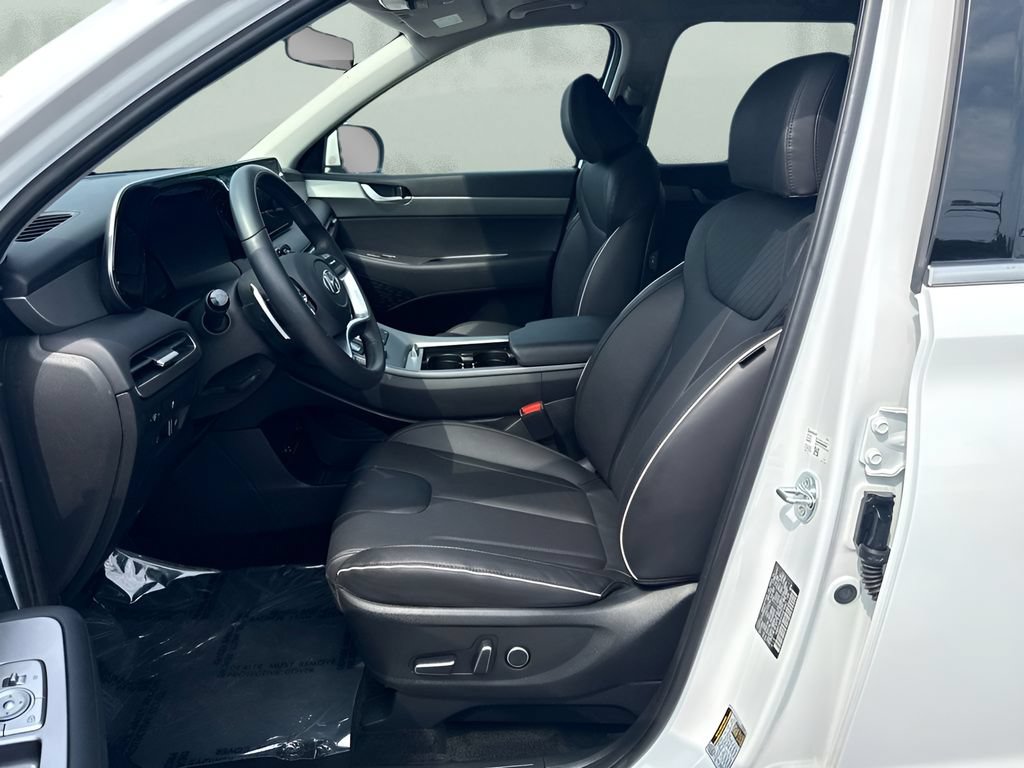 Used 2025 Hyundai Palisade SEL FWD image 5