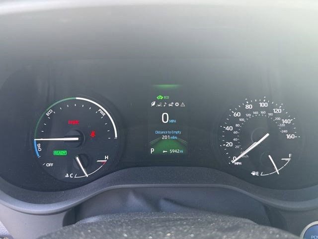 Used 2024 Toyota Sienna XLE Woodland Edition image 10