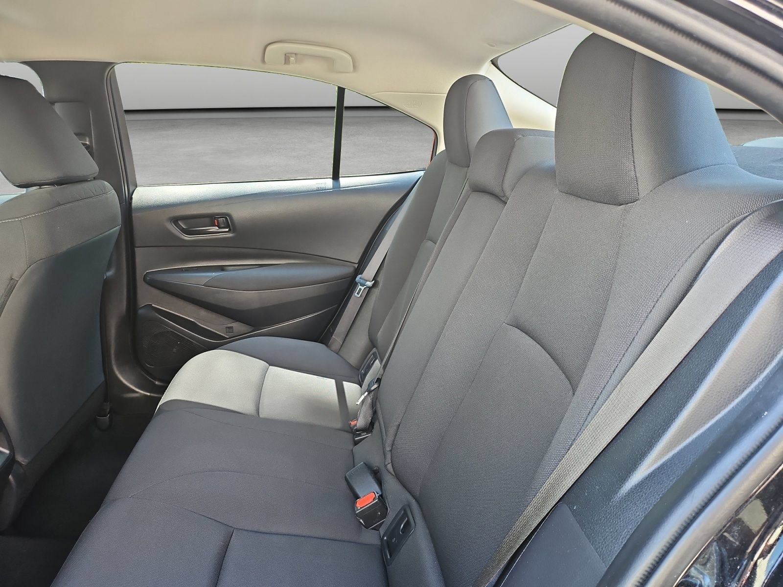 Used 2024 Toyota Corolla LE FWD image 42