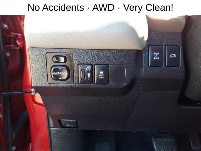 Used 2015 Toyota RAV4 Limited AWD/4WD image 14