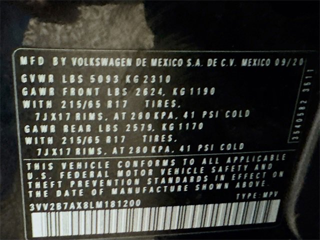 Used 2020 Volkswagen Tiguan SE w/ Panoramic Sunroof Package image 14