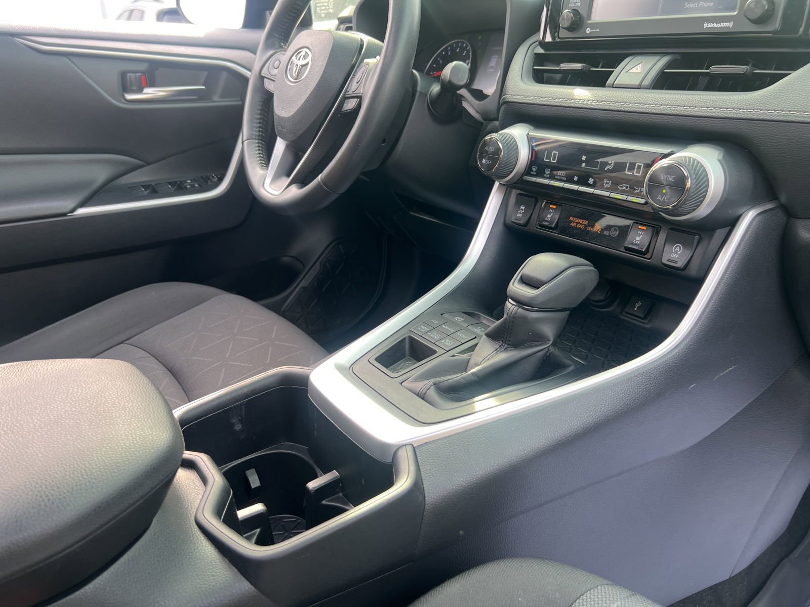 Used 2022 Toyota RAV4 XLE image 56