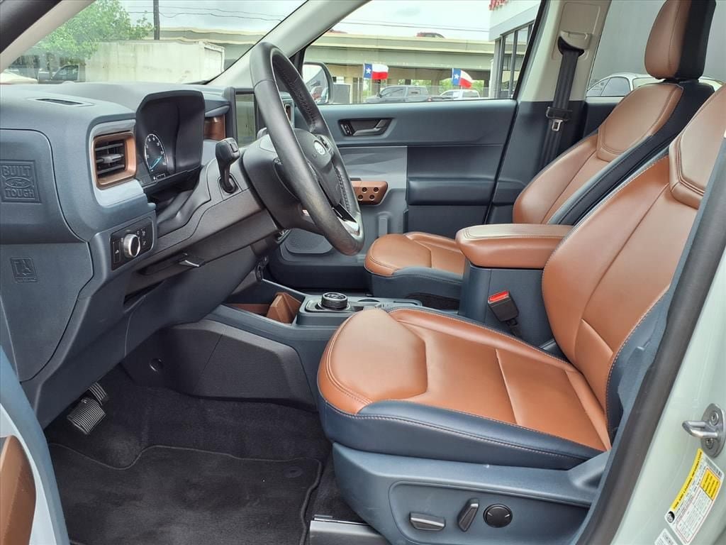 Used 2024 Ford Maverick Lariat w/ FX4 Off-Road Package AWD/4WD image 11