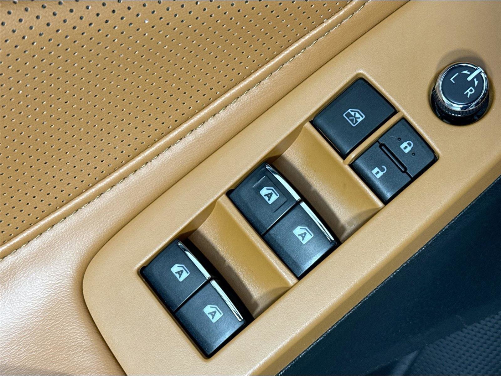 Certified 2022 Toyota Avalon Touring w/ Advanced Safety Package image 32