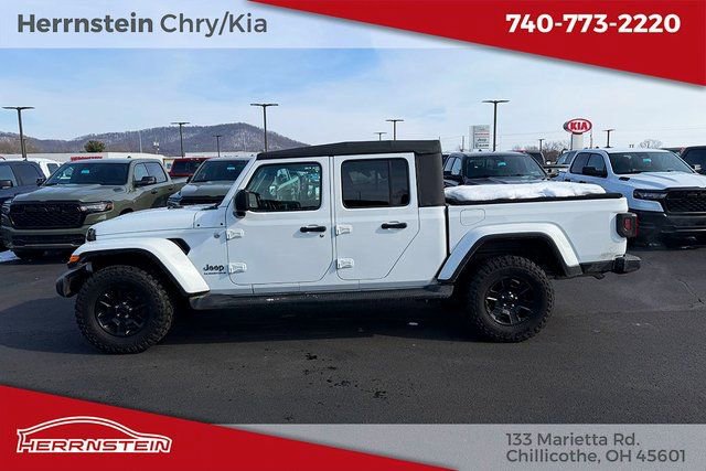Used 2023 Jeep Gladiator Overland image 4