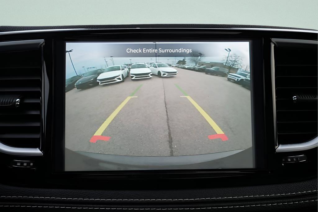 Used 2023 Chrysler Pacifica Limited w/ S Appearance Package AWD/4WD image 44