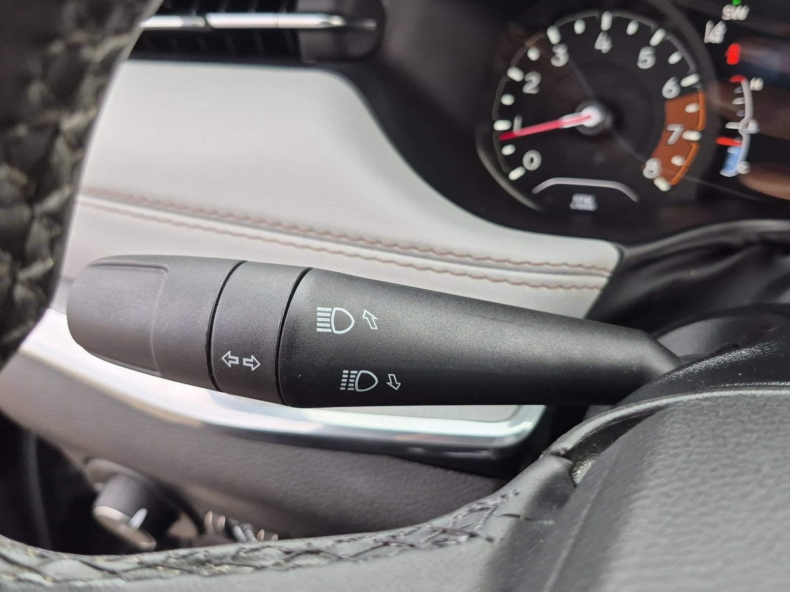 Used 2023 Jeep Compass Limited AWD/4WD image 26