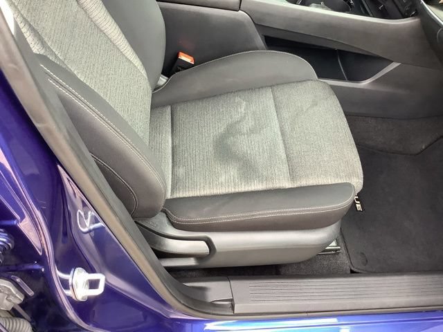 Used 2022 Nissan Rogue SV AWD/4WD image 16