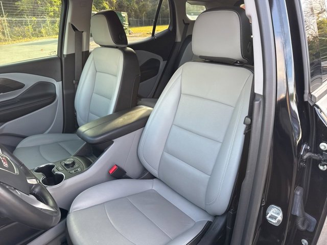 Used 2022 GMC Terrain SLT w/ Infotainment Package II image 9