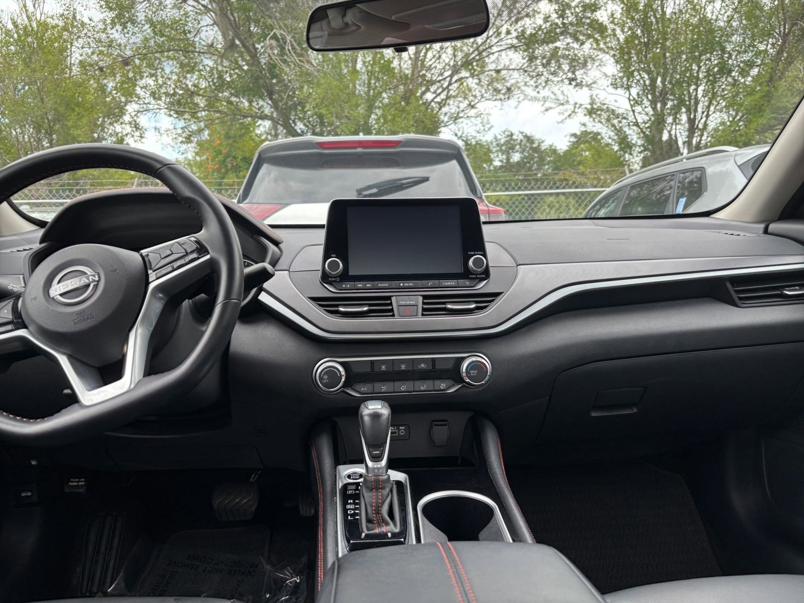 Used 2025 Nissan Altima 2.5 SR FWD image 17