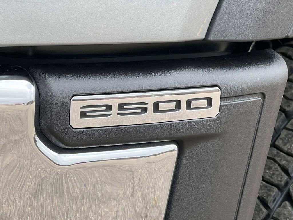 New 2026 GMC Sierra 2500 SLE w/ SLE Value Package; image 13